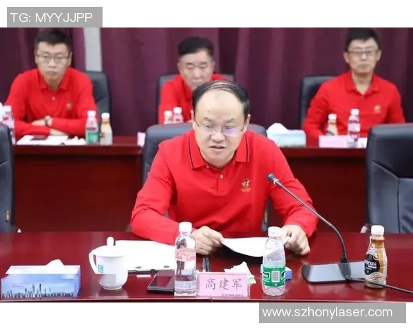 南京足球队与广州足球队赛后复盘团队协作的成功与不足分析